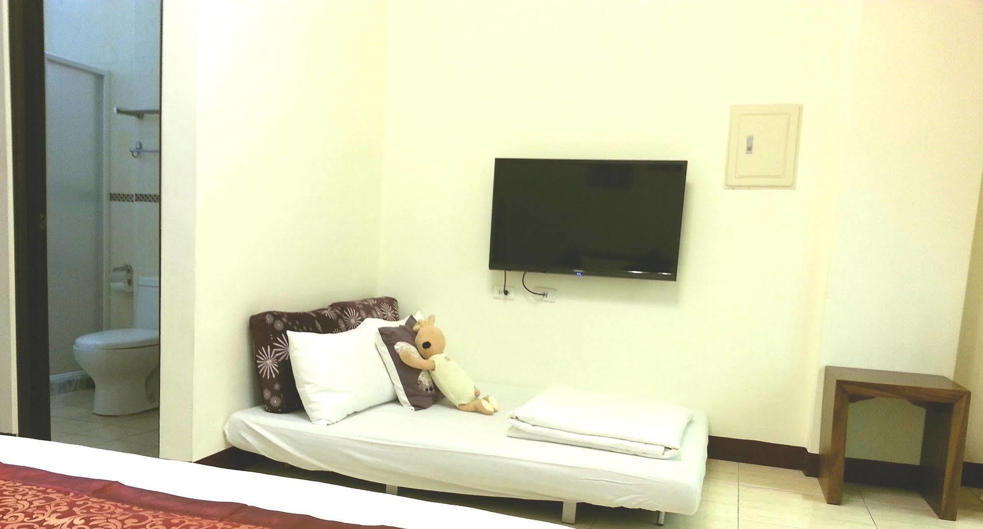 Encounter Hostel Hualien City Exterior photo